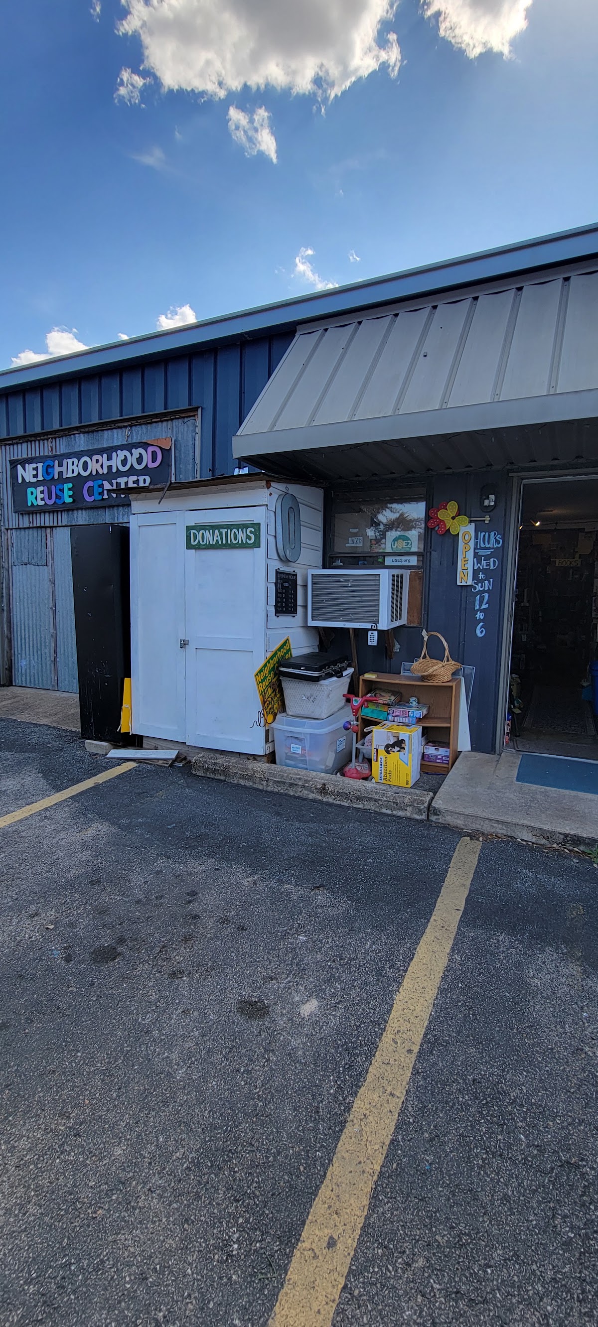 USE2 Neighborhood Reuse Center in Austin