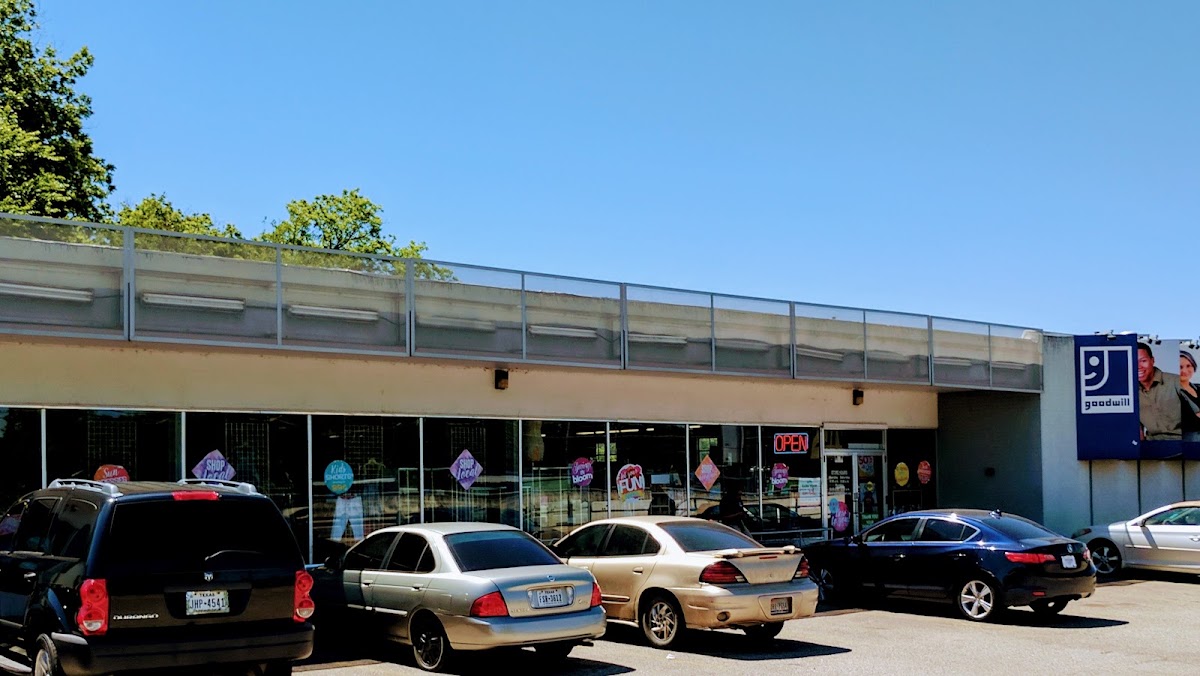Goodwill Central Texas - Airport in Austin