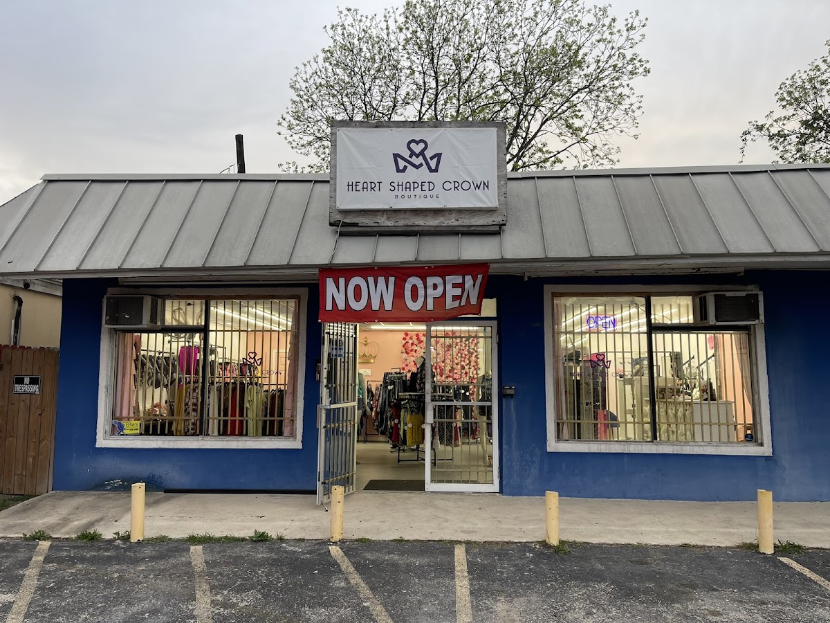 Heart Shaped Crown Boutique in San Antonio