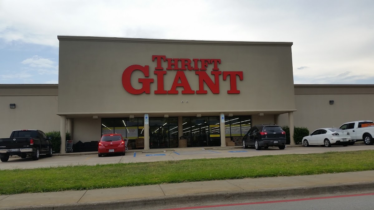 Thrift Giant in Denton