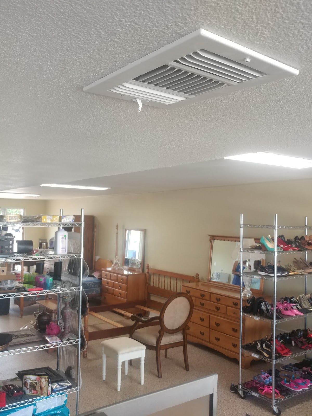 This & That Thrift Store in Copperas Cove