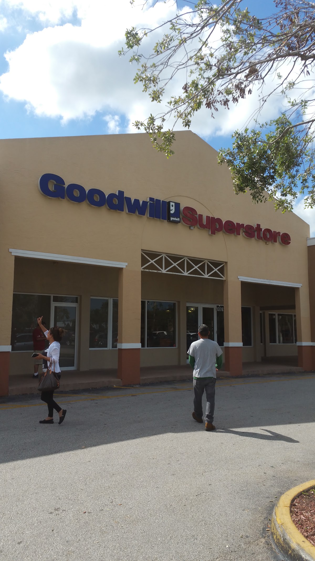 Goodwill - Retail Store and Donation Center in Miami
