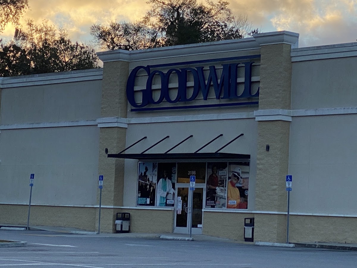 Goodwill Retail Store and Donation Center - New Berlin in Jacksonville
