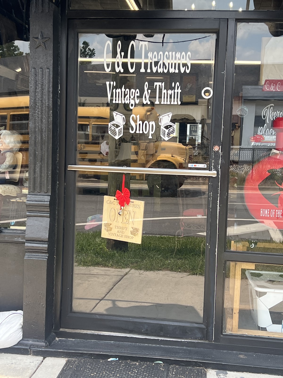 C & C Treasures in Homerville