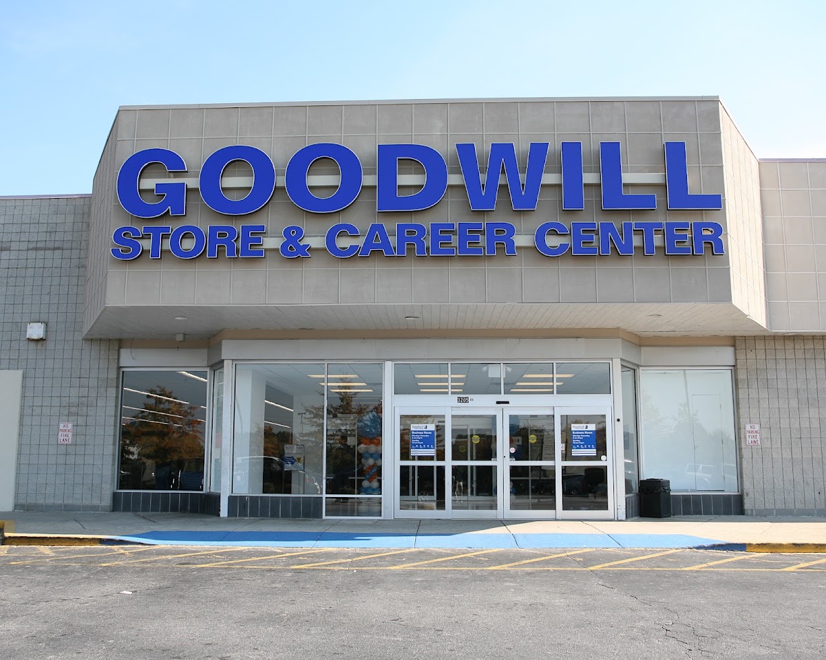 Goodwill Thrift Store & Donation Center in Smyrna