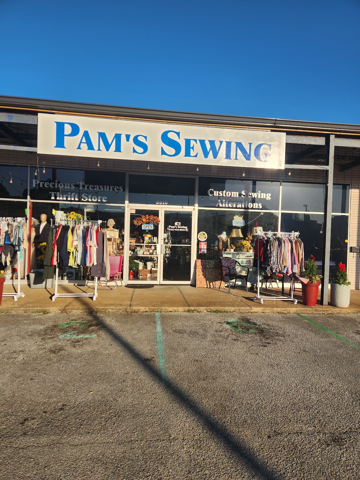 Pam's Sewing and Precious Treasures in Chattanooga