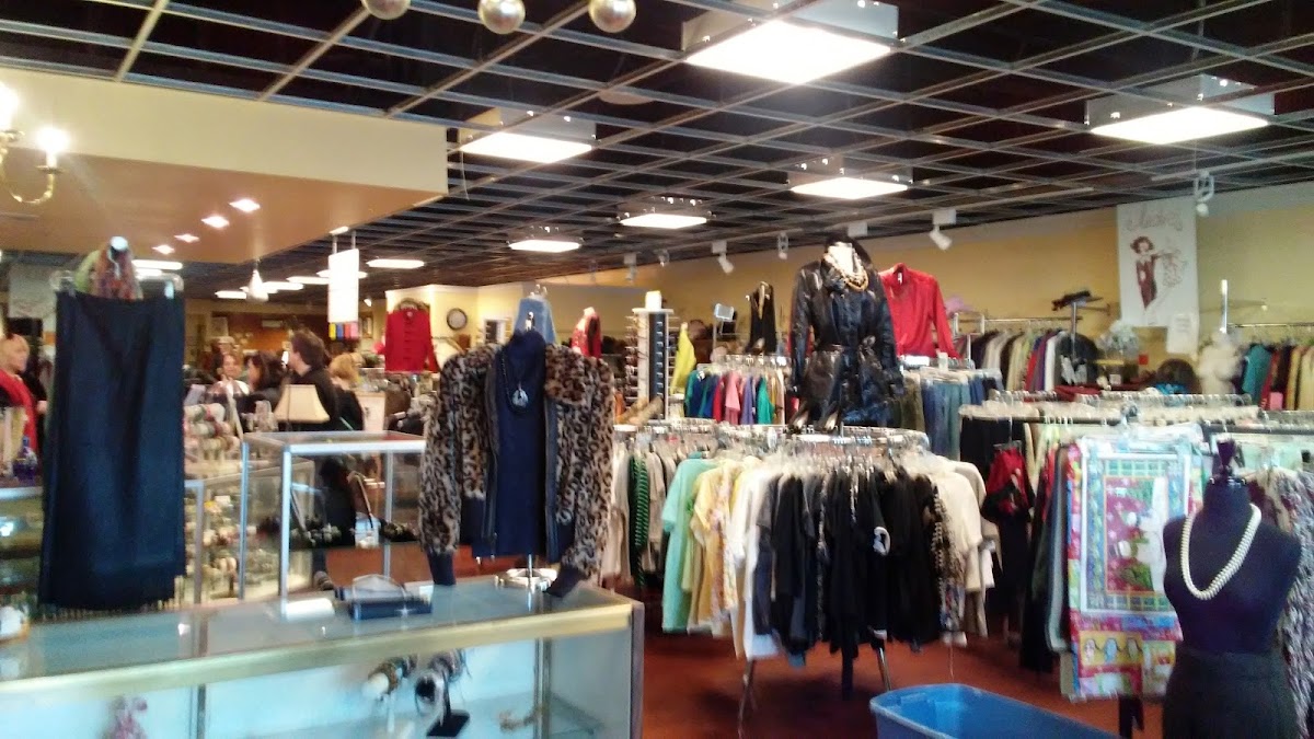 Bloomingdeals! Resale in New Windsor