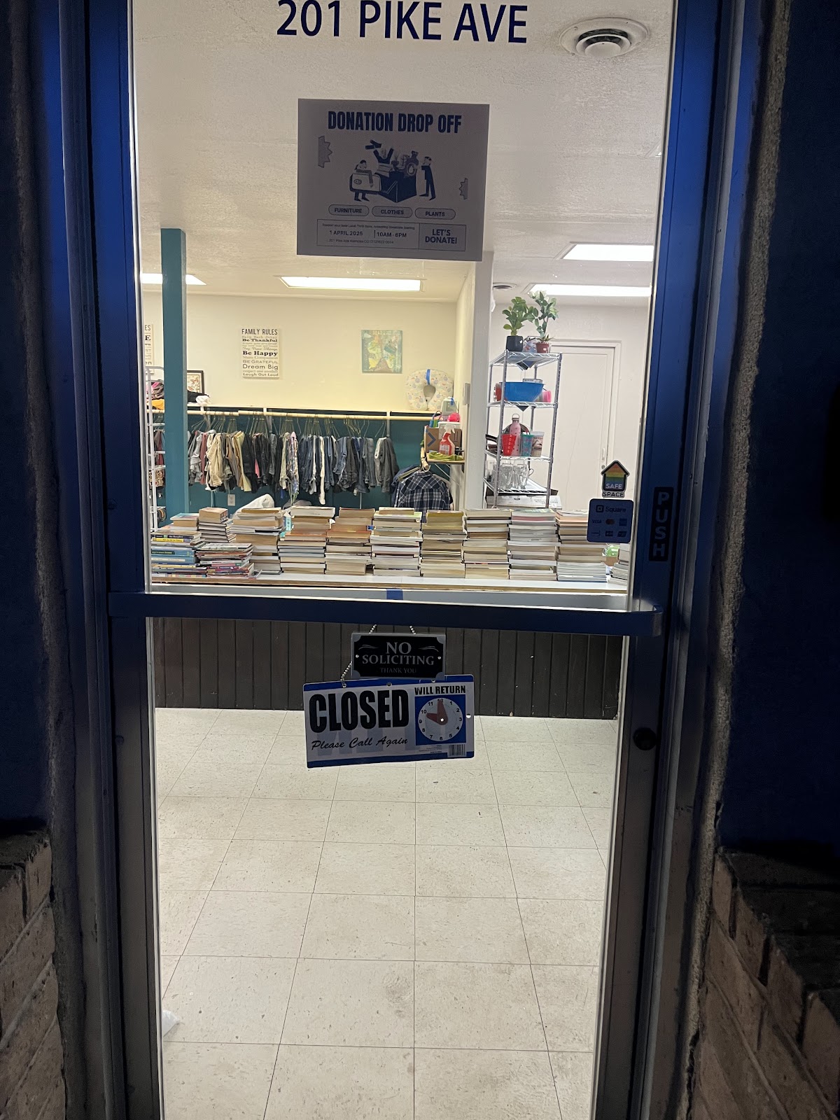 Doja Thrift Store in Alamosa