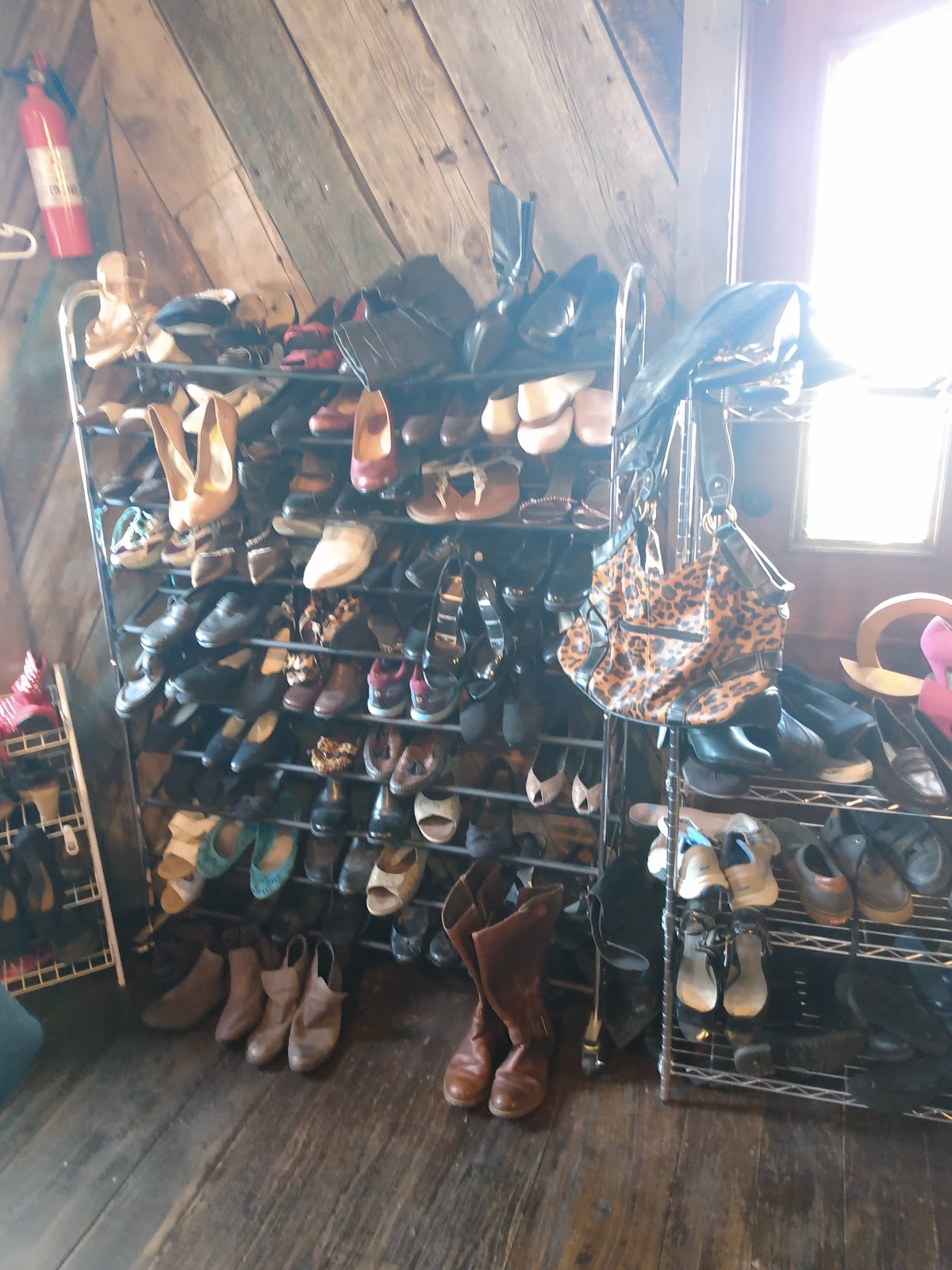 Rifle Thrift Shop in Rifle