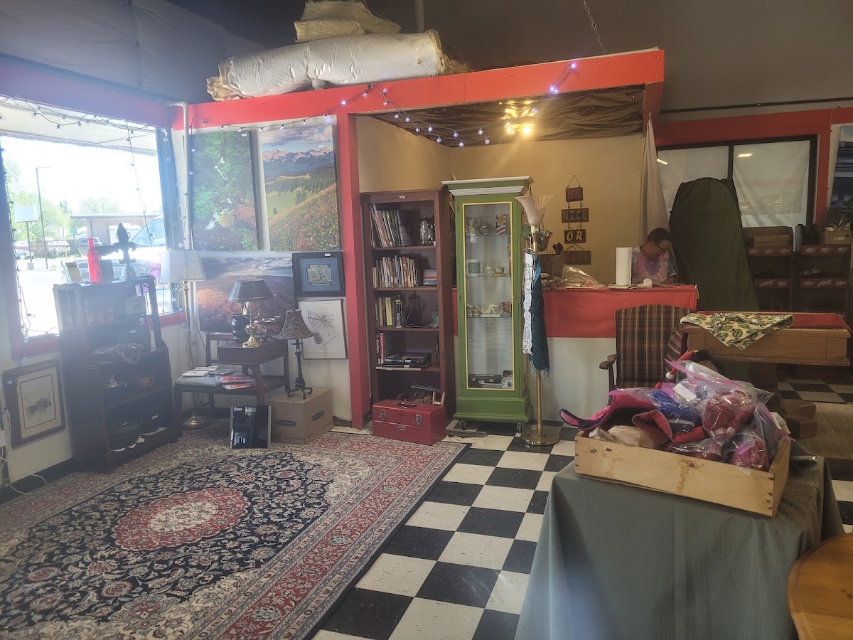 Monte Vista Mercantile in Monte Vista