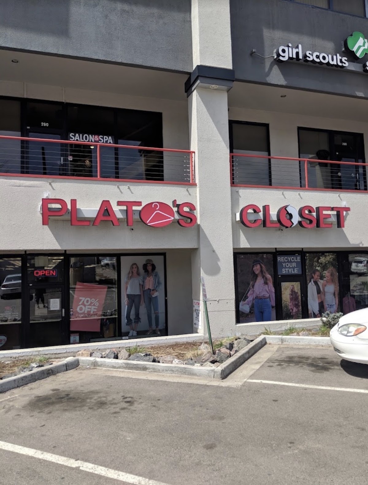 Plato's Closet Cherry Creek / Glendale in Denver