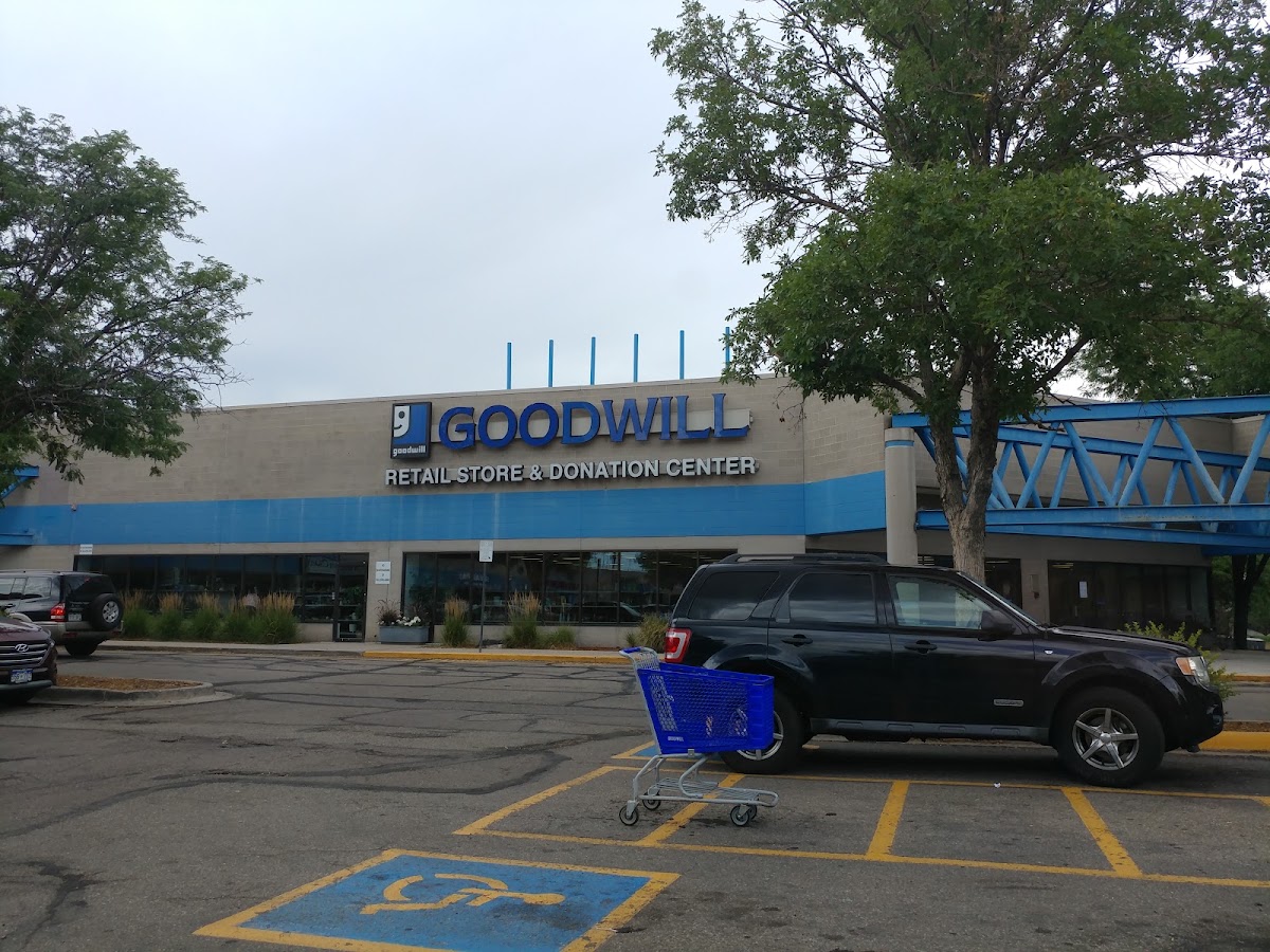Goodwill Store & Donation Center in Aurora