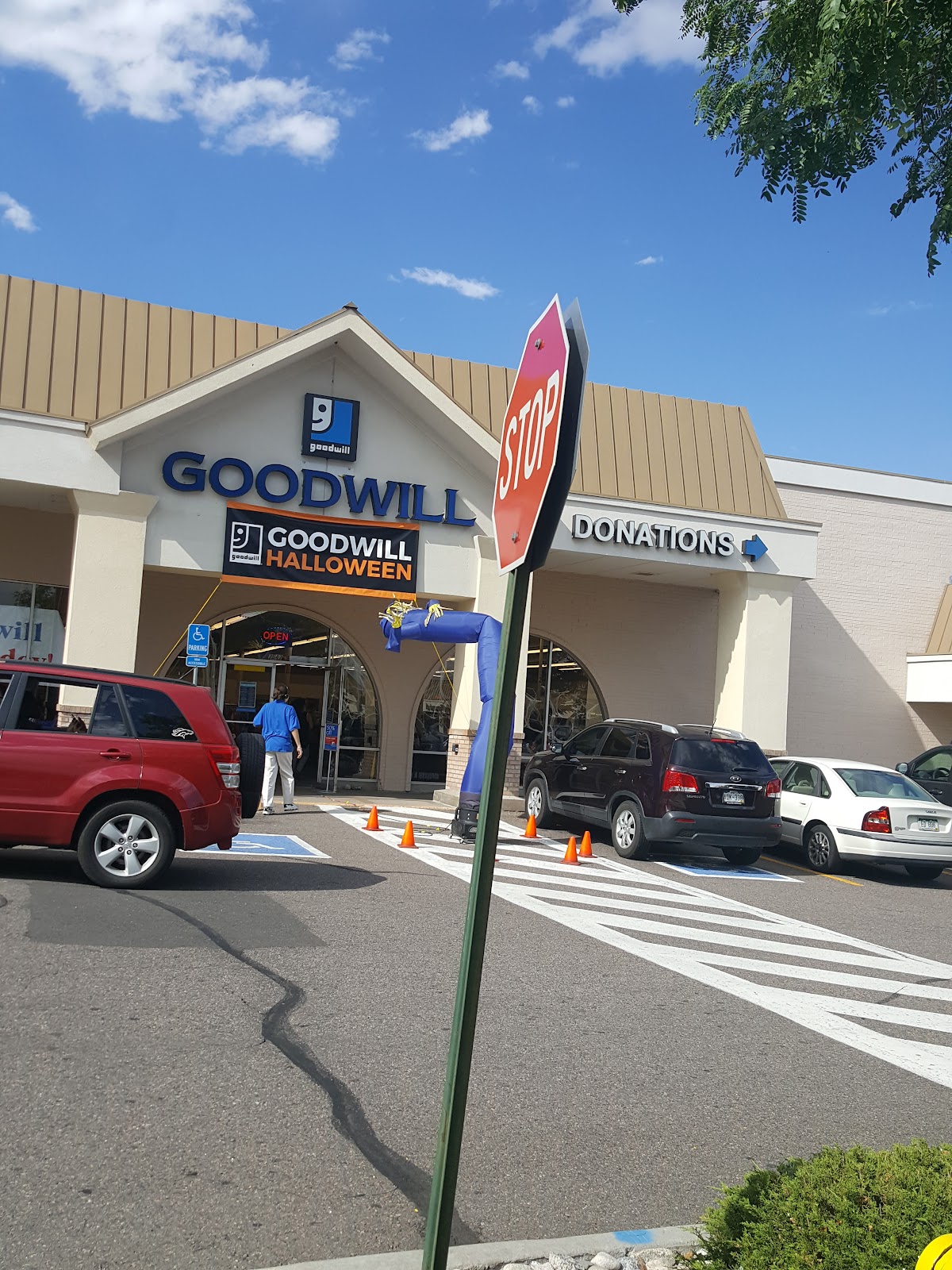 Goodwill Store & Donation Center in Arvada